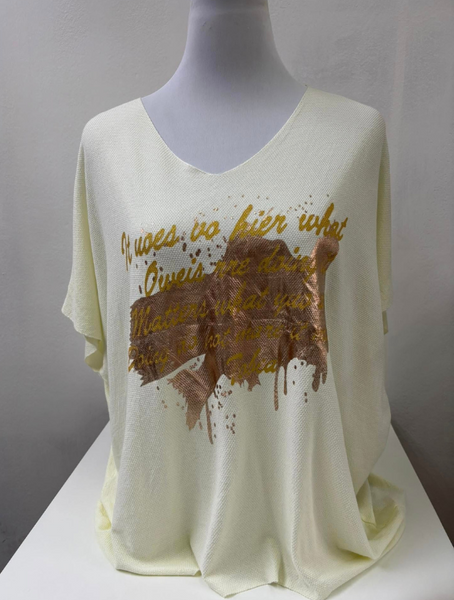 Polera Estampada Oversize Modelo Cataleya
