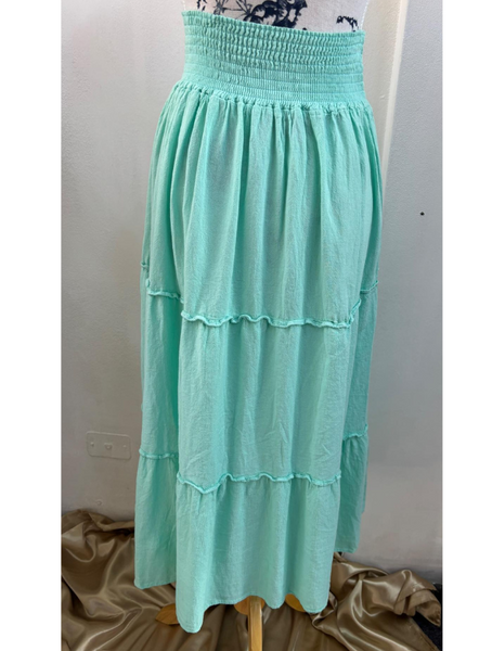 Falda Elasticada  Color Menta Modelo Moira