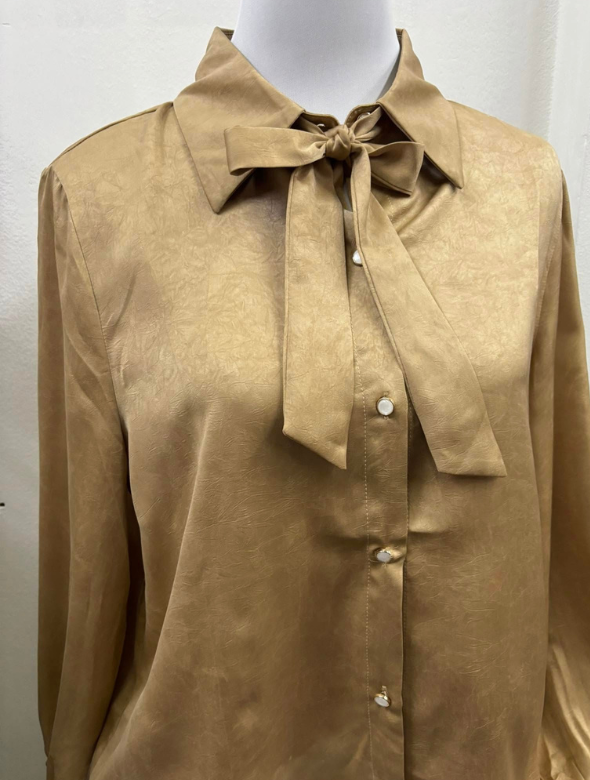 Blusa con Amarra Modelo Olivia