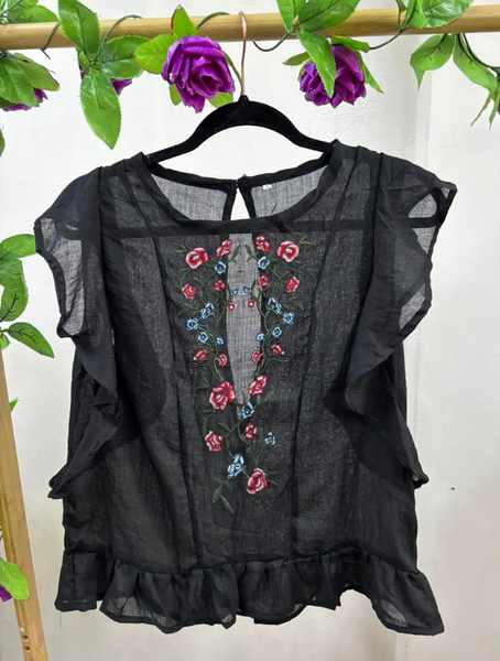 Polera Bordada Modelo catalina