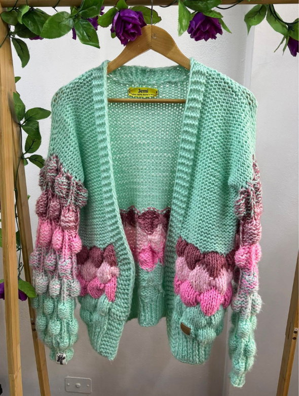 Cardigan Tejido Burbujas Modelo Emma