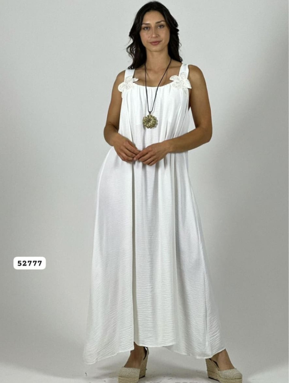 Vestido crepe tirantes flores brillantes Modelo Dali