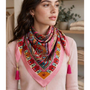 Pañuelo Estampado Rosa con Borlas