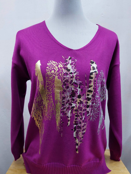Sweater Mujer Fucsia con Estampado Animal Print y Detalles Dorados Modelo Alonsa  | Ellis Greys Boutique