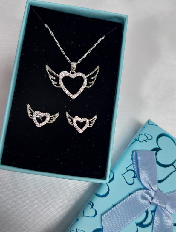 Conjunto Plata Corazón Con Alas