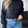 Sweater Cuello Alto Modelo Lupe