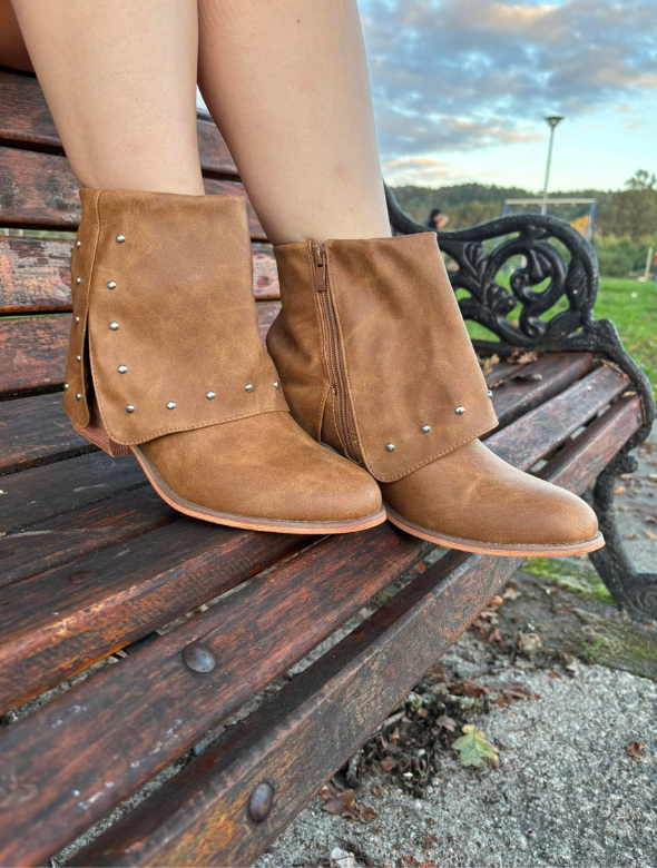 Zapato Botin Eco cuero Camel Modelo Jeiza