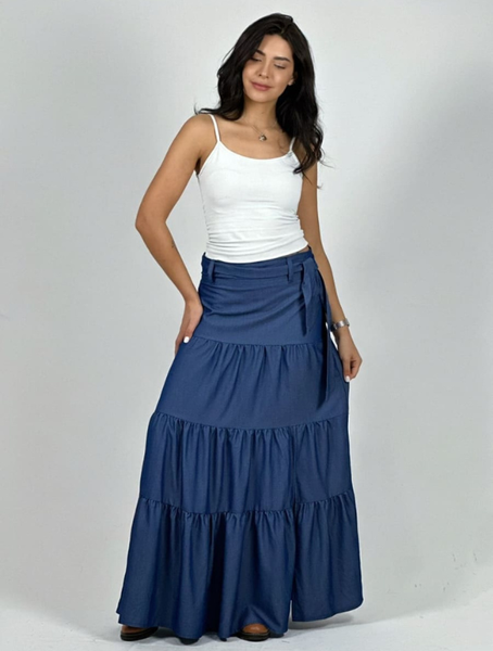 Falda Mezclilla seccionada Modelo Alaniz