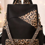 Mochila Mujer Negra con Animal Print