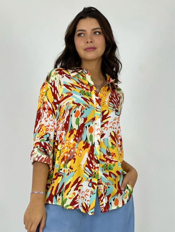 Blusa Estampado De Hojas Colores Modelo Lucrecia