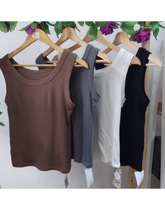 Polera Básica Modelo Alonsa