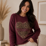 Sweater Cashmere Corazón Print con Brillos Color Burdeo |Ellis Greys Boutique